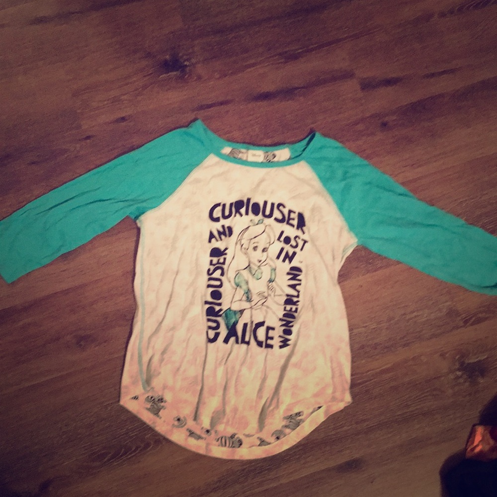 Graphic baseball t-shirt